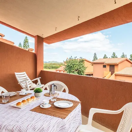 5 Minuti A Piedi Dal Mare- Con Veranda モンテ・ナイ